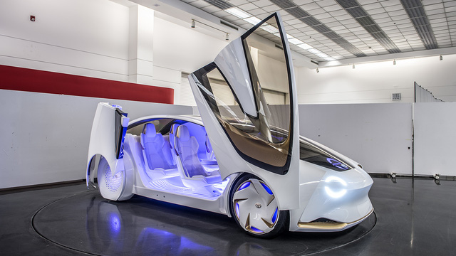 Toyota Concept-I chiếc si&ecirc;u xe biết n&oacute;i đầu ti&ecirc;n tr&ecirc;n thế giới 