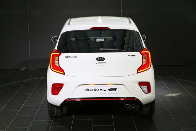 Kia Morning 2017 chuẩn bị được ra mắt c&oacute; n&ecirc;n mua