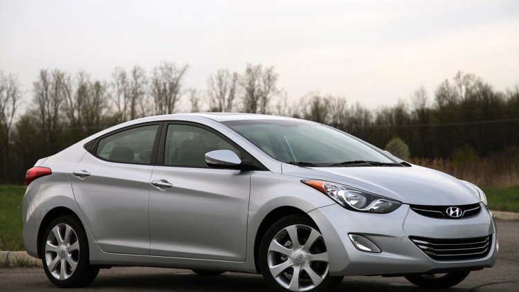 &Ocirc; t&ocirc; cũ gi&aacute; rẻ nhiều người khao kh&aacute;t nhất của Hyundai