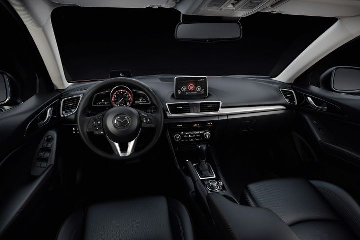 &Ocirc; t&ocirc; cũ b&aacute;n chạy nhất của Mazda c&oacute; g&igrave; hay