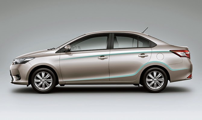 Toyota b&aacute;n chạy nhất thị trường Việt c&oacute; g&igrave; hấp dẫn