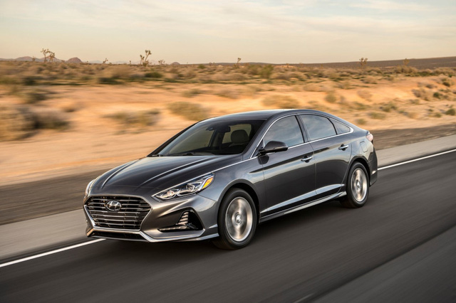 Hyundai Sonata 2018 đẹp &lsquo;long lanh&rsquo; vừa ra mắt c&oacute; g&igrave; hay?