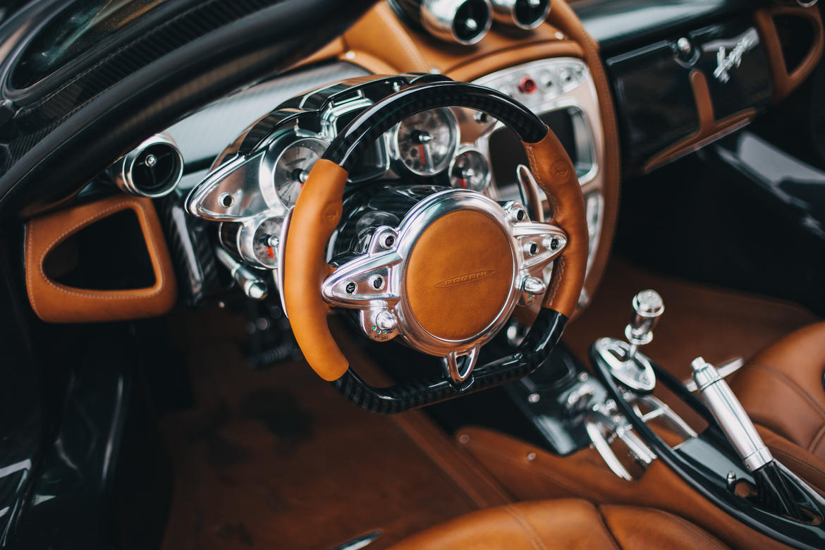 &lsquo;Thần gi&oacute;&rsquo; Pagani Huayra vừa xuất hiện tại Việt Nam c&oacute; g&igrave; hay?