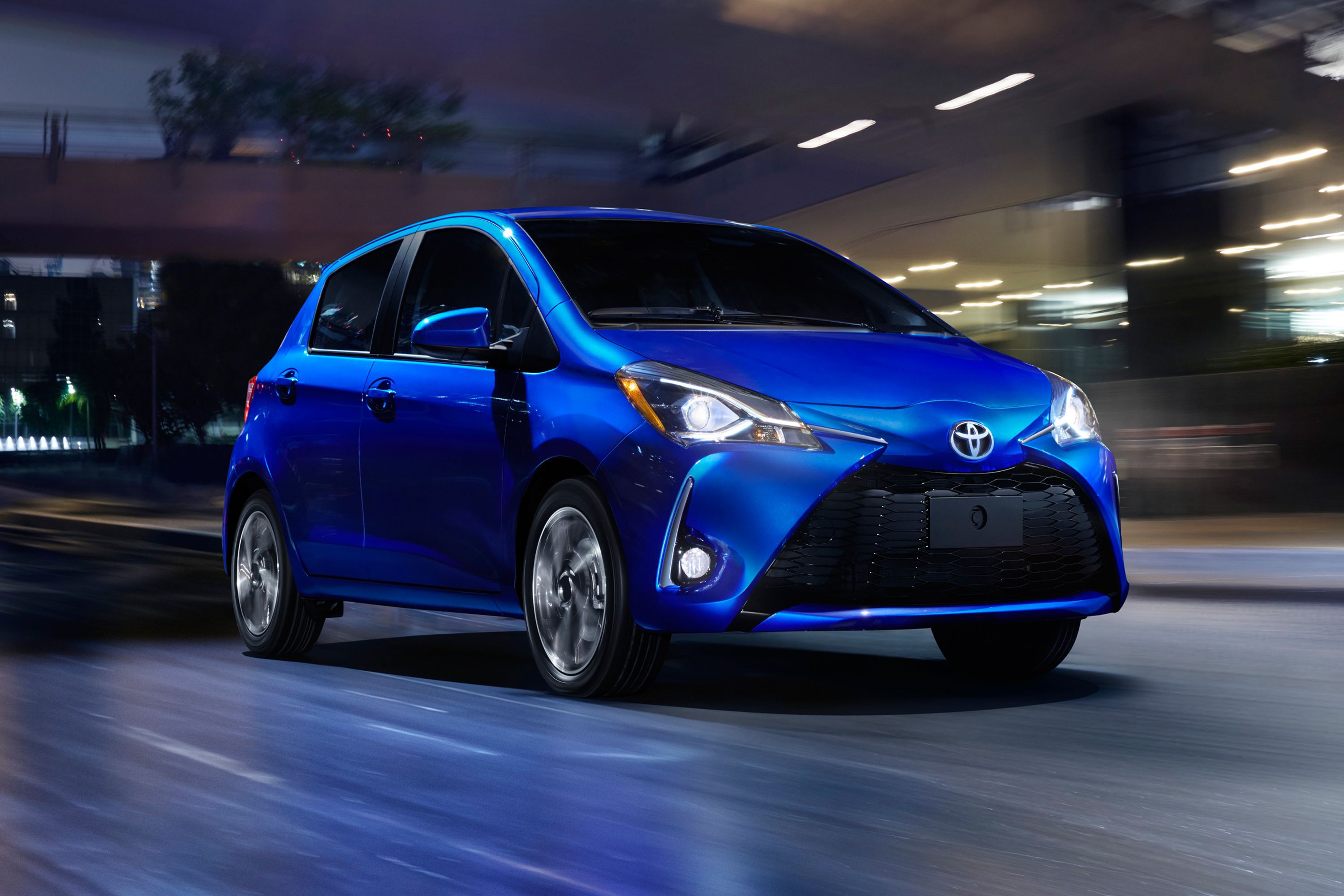 Toyota Yaris 2018 vừa chốt gi&aacute; từ 356 triệu đồng c&oacute; g&igrave; mới