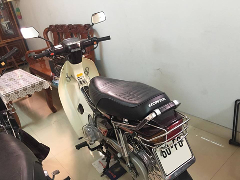 Tại sao Honda Dream II được rao b&aacute;n với gi&aacute; h&agrave;ng trăm triệu đồng?