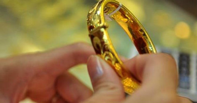 Gi&aacute; v&agrave;ng h&ocirc;m nay ng&agrave;y 5/5 bất ngờ vui trở lại