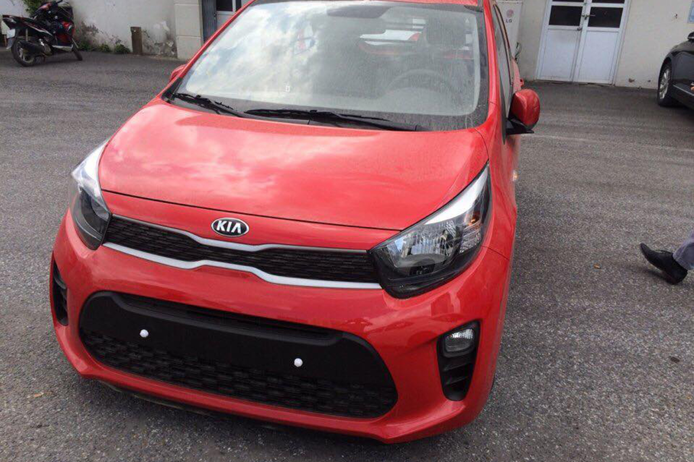 &Ocirc; t&ocirc; gi&aacute; rẻ Kia Morning 2017 vừa xuất hiện tại Việt Nam c&oacute; g&igrave; hay?