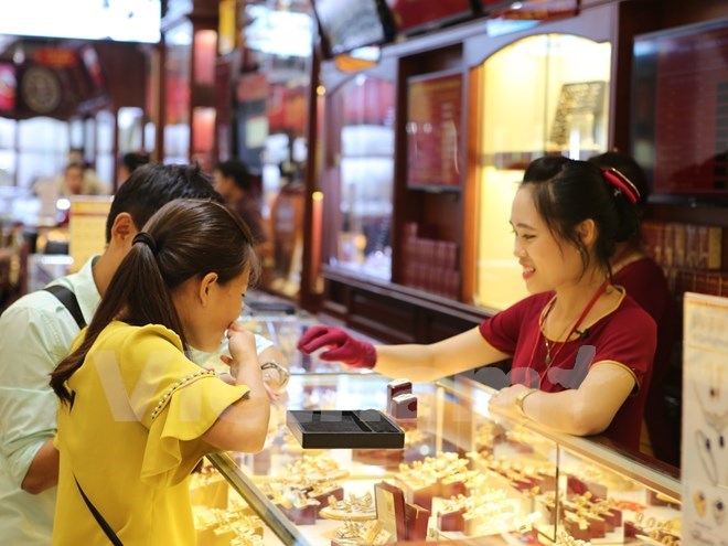 Gi&aacute; v&agrave;ng h&ocirc;m nay ng&agrave;y 13/5: Chốt cuối tuần gi&aacute; v&agrave;ng tăng nhẹ