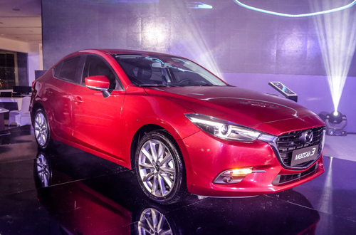 Mazda3 2017 chốt gi&aacute; 690 triệu đồng tại thị trường Việt c&oacute; g&igrave; mới?