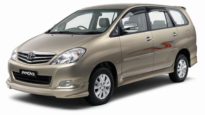 Những chiếc t&ocirc; cũ 7 chỗ gi&aacute; rẻ, n&ecirc;n mua hiện nay