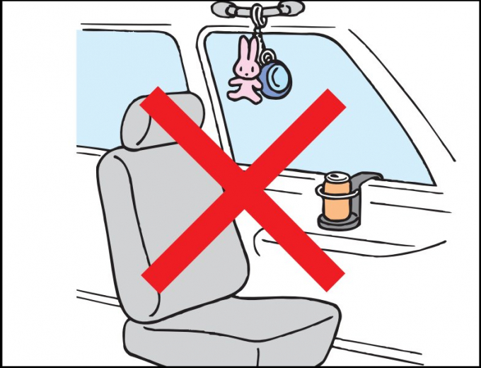 Tuyệt đối kh&ocirc;ng để những vật n&agrave;y tr&ecirc;n &ocirc; t&ocirc; nếu kh&ocirc;ng muốn &lsquo;mất mạng&rsquo;