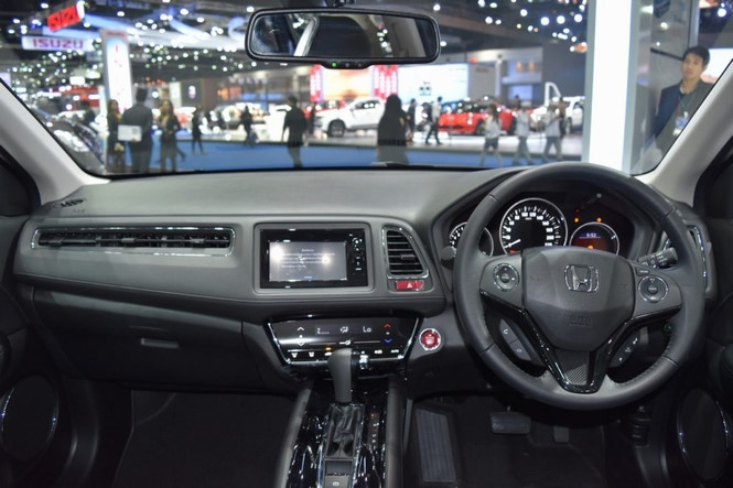 Honda HR-V 2018 gi&aacute; chỉ 445 triệu đồng c&oacute; g&igrave; hay?
