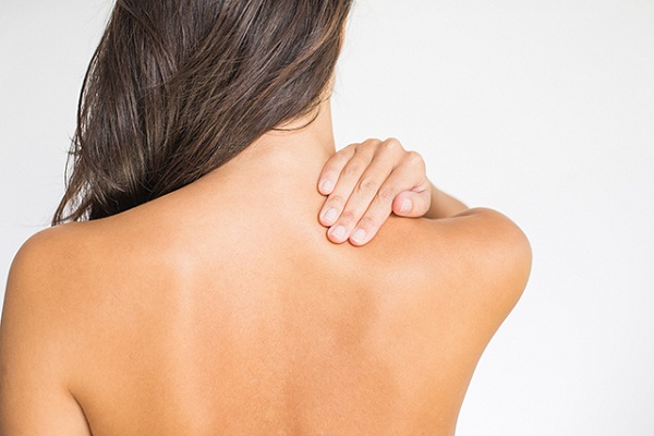 C&aacute;ch trị th&acirc;m mụn ở lưng hiệu quả, đơn giản tại nh&agrave;