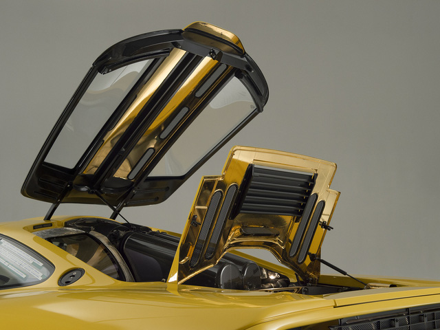 Si&ecirc;u xe McLaren F1 gi&aacute; 454 tỷ đồng c&oacute; g&igrave; hay?