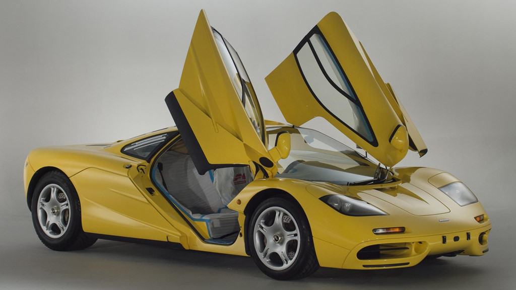 Si&ecirc;u xe McLaren F1 gi&aacute; 454 tỷ đồng c&oacute; g&igrave; hay?