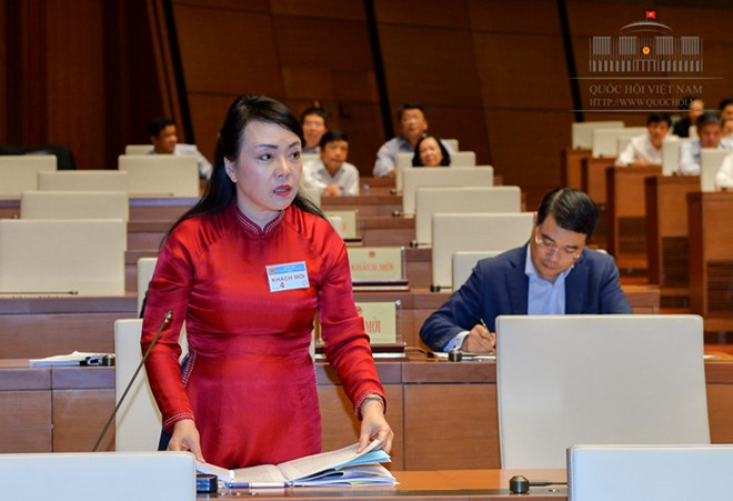 18 đo&agrave;n đại biểu Quốc hội đề nghị được chất vấn Bộ trưởng Y tế
