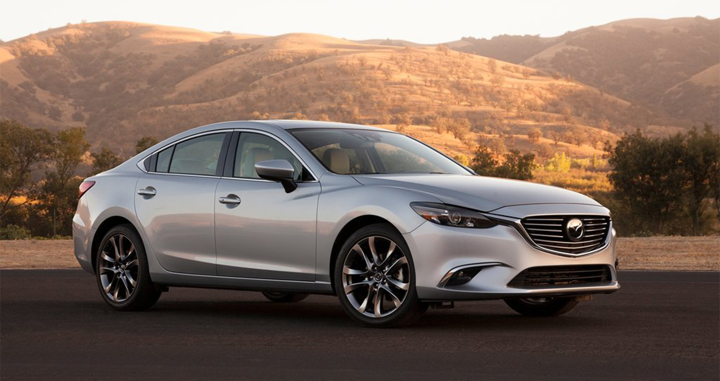 Vừa đầu th&aacute;ng tăng gi&aacute;, cuối th&aacute;ng Mazda đ&atilde; giảm gi&aacute; &lsquo;sập s&agrave;n&rsquo;