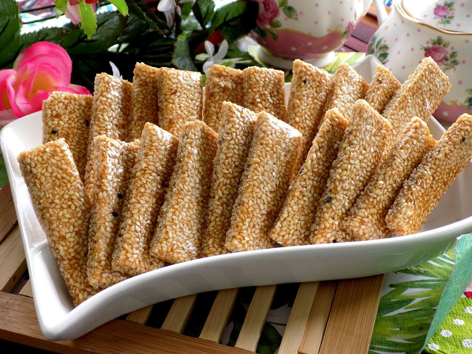 C&aacute;ch l&agrave;m kẹo m&egrave; xửng gi&ograve;n thơm đ&oacute;n Tết