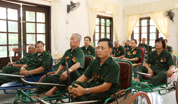 Tết Nguy&ecirc;n đ&aacute;n Mậu Tuất 2018: D&agrave;nh hơn 386 tỷ đồng tặng người c&oacute; c&ocirc;ng