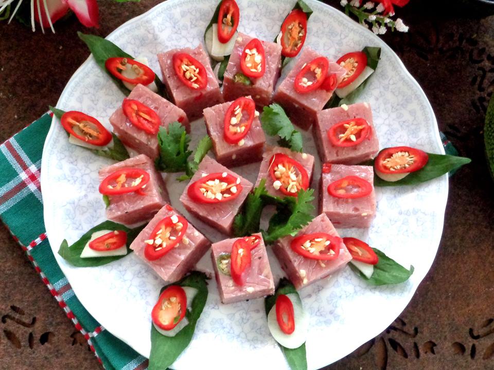 C&aacute;ch l&agrave;m nem chua tại nh&agrave; vừa đảm bảo lại cực kỳ thơm ngon