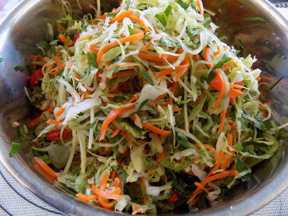 C&aacute;ch l&agrave;m bắp cải muối xổi ăn liền hay để l&acirc;u đều &lsquo;ngon ng&acirc;y ngất&rsquo;