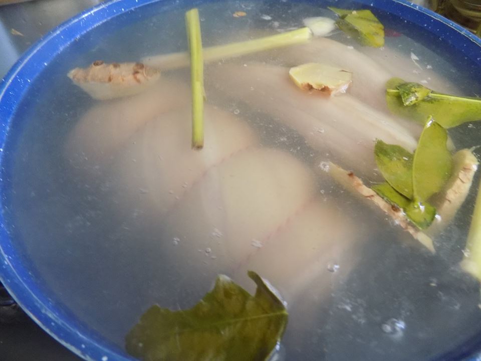 C&aacute;ch l&agrave;m thịt heo ng&acirc;m mắm dấm cực ngon ng&agrave;y Tết