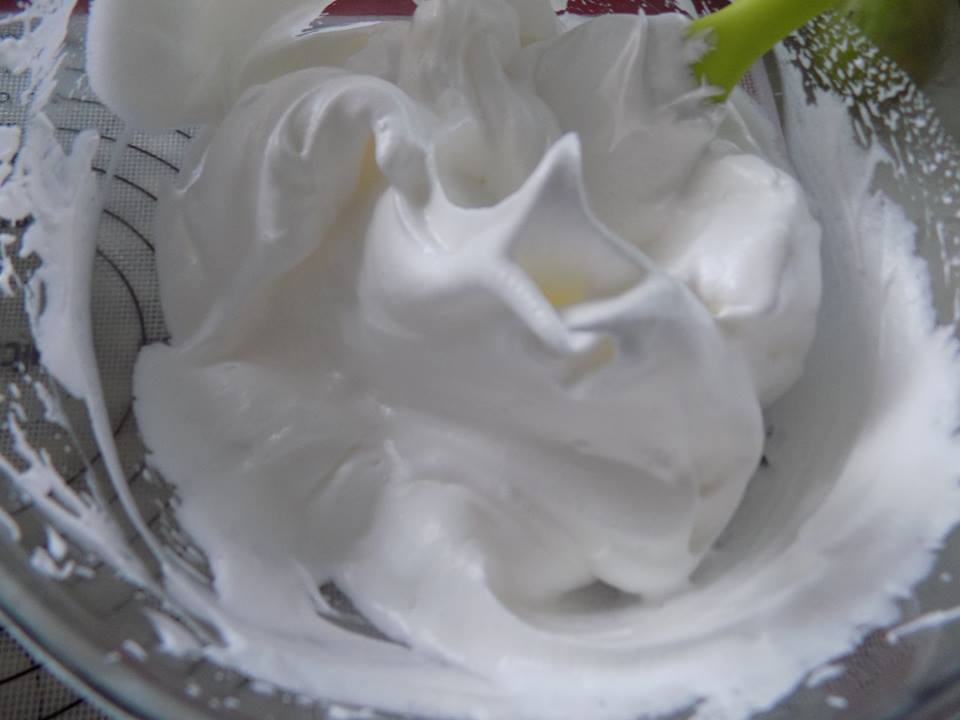 C&aacute;ch l&agrave;m b&aacute;nh b&ocirc;ng lan vanilla si&ecirc;u đơn giản lại cực ngon