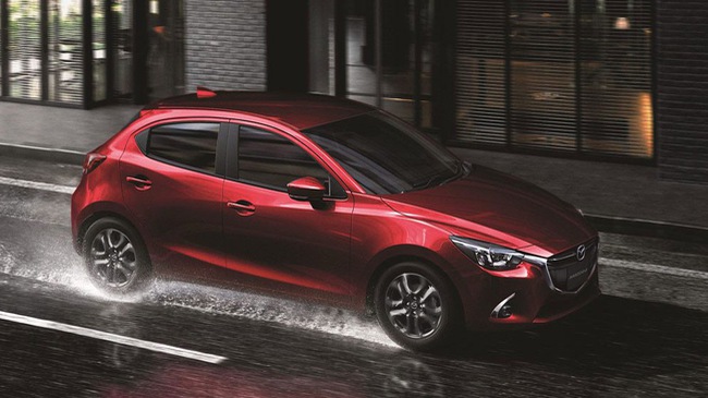 Cận cảnh Mazda2 2018 đẹp &lsquo;long lanh&rsquo; gi&aacute; chỉ hơn 300 triệu đồng