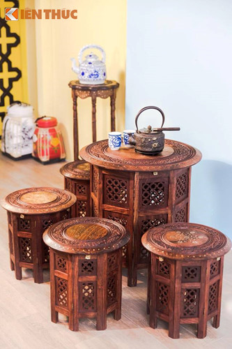 Cận cảnh bộ nội thất hoa văn Th&aacute;i đẹp &lsquo;long lanh&rsquo; gi&aacute; trăm triệu