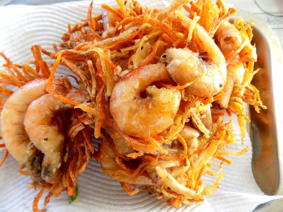 C&aacute;ch l&agrave;m bột b&aacute;nh t&ocirc;m gi&ograve;n ngon như ngo&agrave;i tiệm