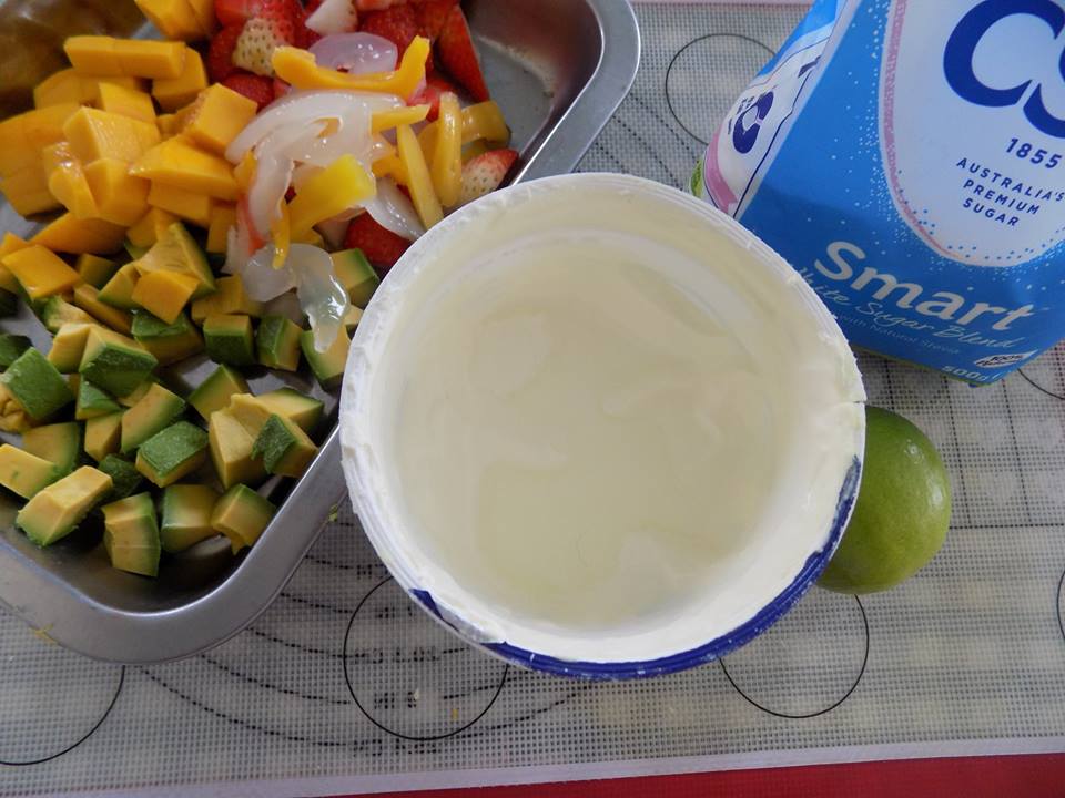 C&aacute;ch l&agrave;m sữa chua tr&acirc;n ch&acirc;u tr&aacute;i c&acirc;y ngon tuyệt cho m&ugrave;a h&egrave;