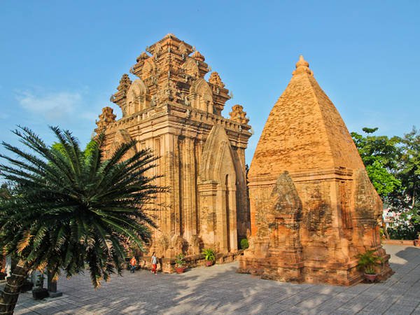 Kinh nghiệm du lịch Nha Trang tự t&uacute;c gi&aacute; rẻ năm 2018 đầy đủ nhất