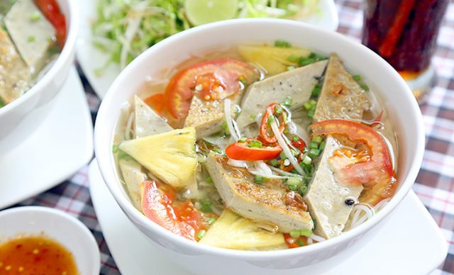 Kinh nghiệm du lịch Nha Trang tự t&uacute;c gi&aacute; rẻ năm 2018 đầy đủ nhất