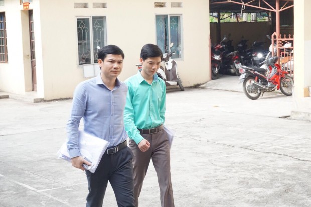 Tin tức mới nhất vụ b&aacute;c sĩ Ho&agrave;ng C&ocirc;ng Lương: C&oacute; dấu hiệu của việc &lsquo;mớm cung&rsquo;?