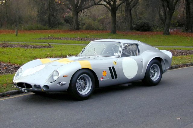 &Ocirc; t&ocirc; Ferrari cổ gi&aacute; gần 1.600 tỷ đồng c&oacute; g&igrave; đặc biệt?