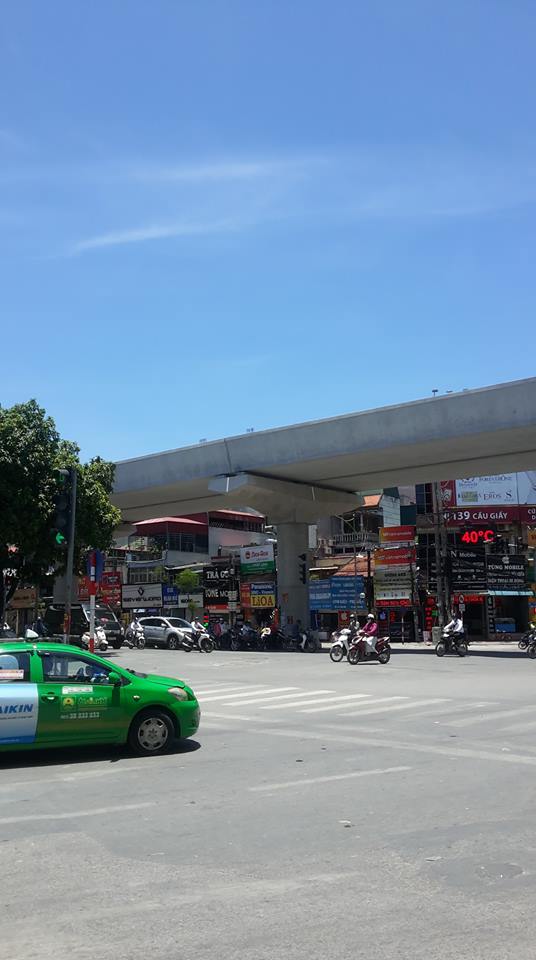 nắng n&oacute;ng đỉnh điểm