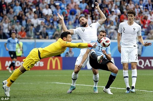 Kết quả b&oacute;ng đ&aacute; Ph&aacute;p vs Uruguay World Cup 2018 l&uacute;c 21h ng&agrave;y 6/7