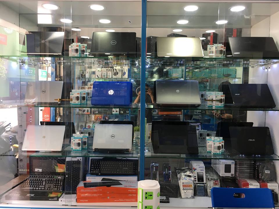 thị trường laptop khởi sắc
