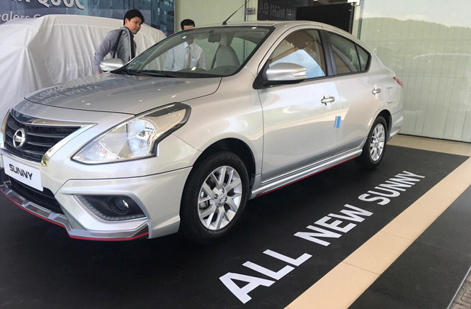 Cận cảnh Nissan Sunny 2018 vừa bất ngờ xuất hiện tại Việt Nam 