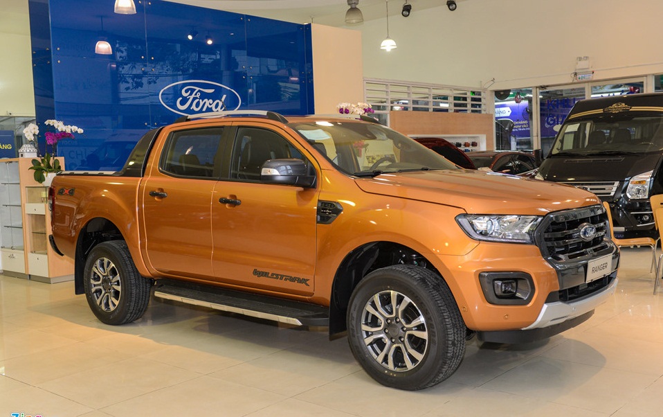 Ford Ranger 2019 ch&iacute;nh thức về đại l&yacute; gi&aacute; hơn 900 triệu đồng