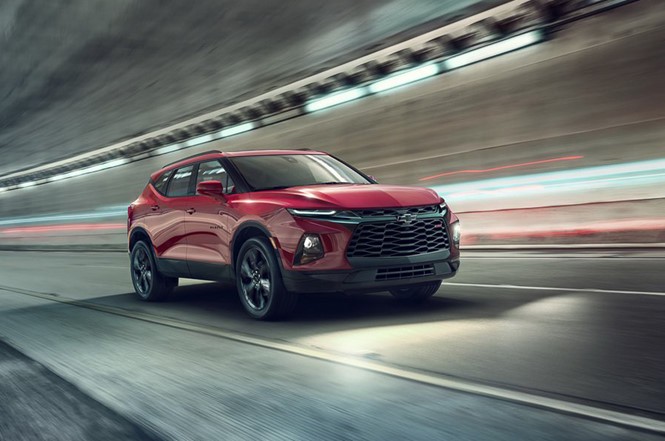Cận cảnh Chevrolet Blazer 2019 đẹp &lsquo;long lanh&rsquo; gi&aacute; chỉ dưới 700 triệu đồng 