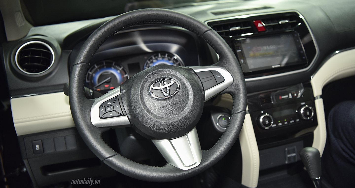 Toyota Rush 2018 vừa về gi&aacute; lăn b&aacute;nh l&ecirc;n tới gần 800 triệu đồng c&oacute; thực sự hấp dẫn?