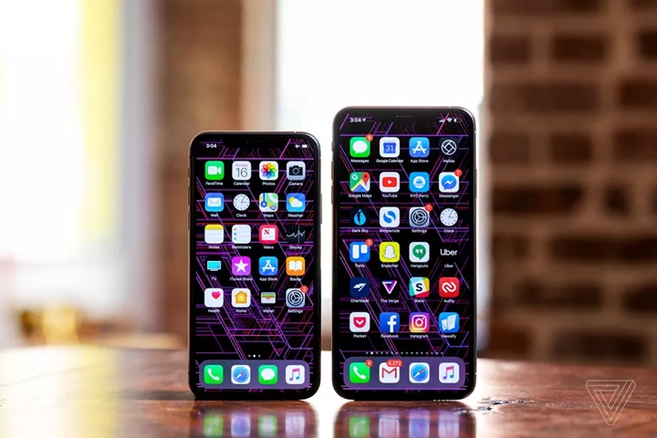 iPhone XS v&agrave; XS Max &lsquo;d&iacute;nh phốt&rsquo; kh&ocirc;ng thể tự động nhận sạc