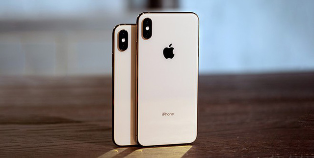 &lsquo;N&uacute;p b&oacute;ng&rsquo; h&agrave;ng quốc tế iPhone XS v&agrave; XS Max được rao b&aacute;n với gi&aacute; rẻ giật m&igrave;nh