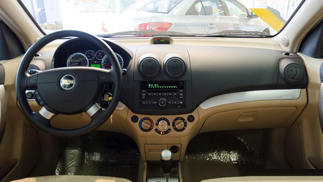 Chevrolet Aveo LT giảm gi&aacute; về mốc 300 triệu sở hữu những c&ocirc;ng nghệ g&igrave; nổi bật?