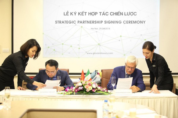 Bộ sưu tập Thu Đ&ocirc;ng 2017 của Giovanni Group