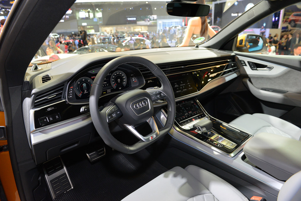 Điểm mặt những t&iacute;nh năng hiện đại c&oacute; tr&ecirc;n Audi Q8 khiến nhiều người &lsquo;khao kh&aacute;t&rsquo;