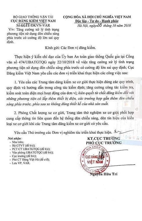 Từ chối đăng kiểm cho xe &ocirc; t&ocirc; tự &yacute; &lsquo;độ đ&egrave;n chiếu s&aacute;ng&rsquo;