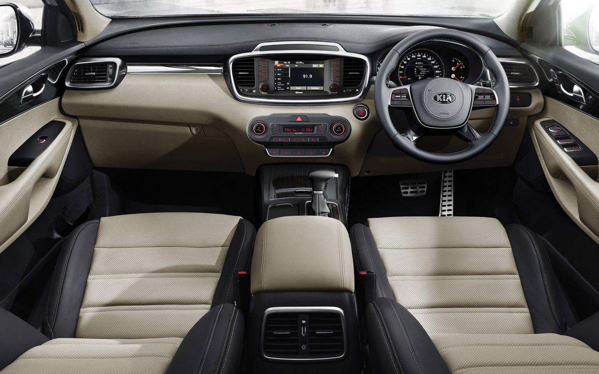 Kia Sorento 2019 được đ&aacute;nh gi&aacute; cao bởi sở hữu nhiều tiện &iacute;ch c&ugrave;ng những t&iacute;nh năng hiện đại