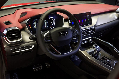 SUV gi&aacute; rẻ chỉ hơn 200 triệu đồng vừa ra mắt sở hữu c&ocirc;ng nghệ g&igrave;